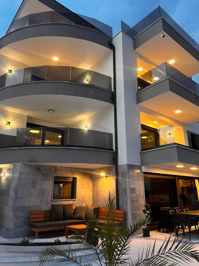 White Pearl Apartments - New เกรบัชติซา ภายนอก รูปภาพ