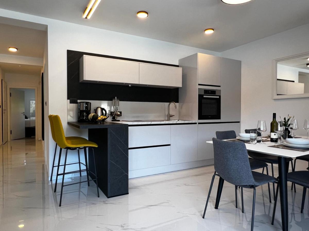 White Pearl Apartments - New เกรบัชติซา ภายนอก รูปภาพ