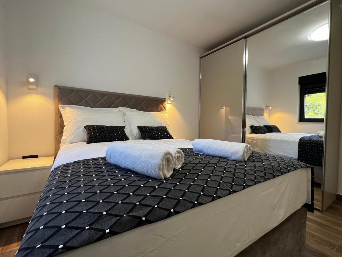 White Pearl Apartments - New เกรบัชติซา ภายนอก รูปภาพ