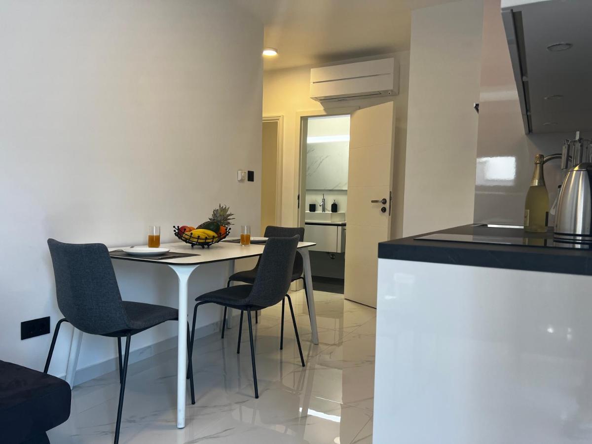 White Pearl Apartments - New เกรบัชติซา ภายนอก รูปภาพ