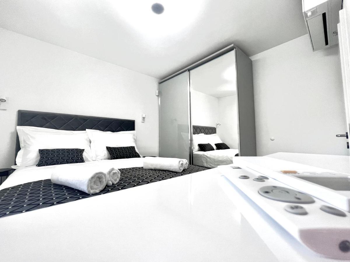 White Pearl Apartments - New เกรบัชติซา ภายนอก รูปภาพ