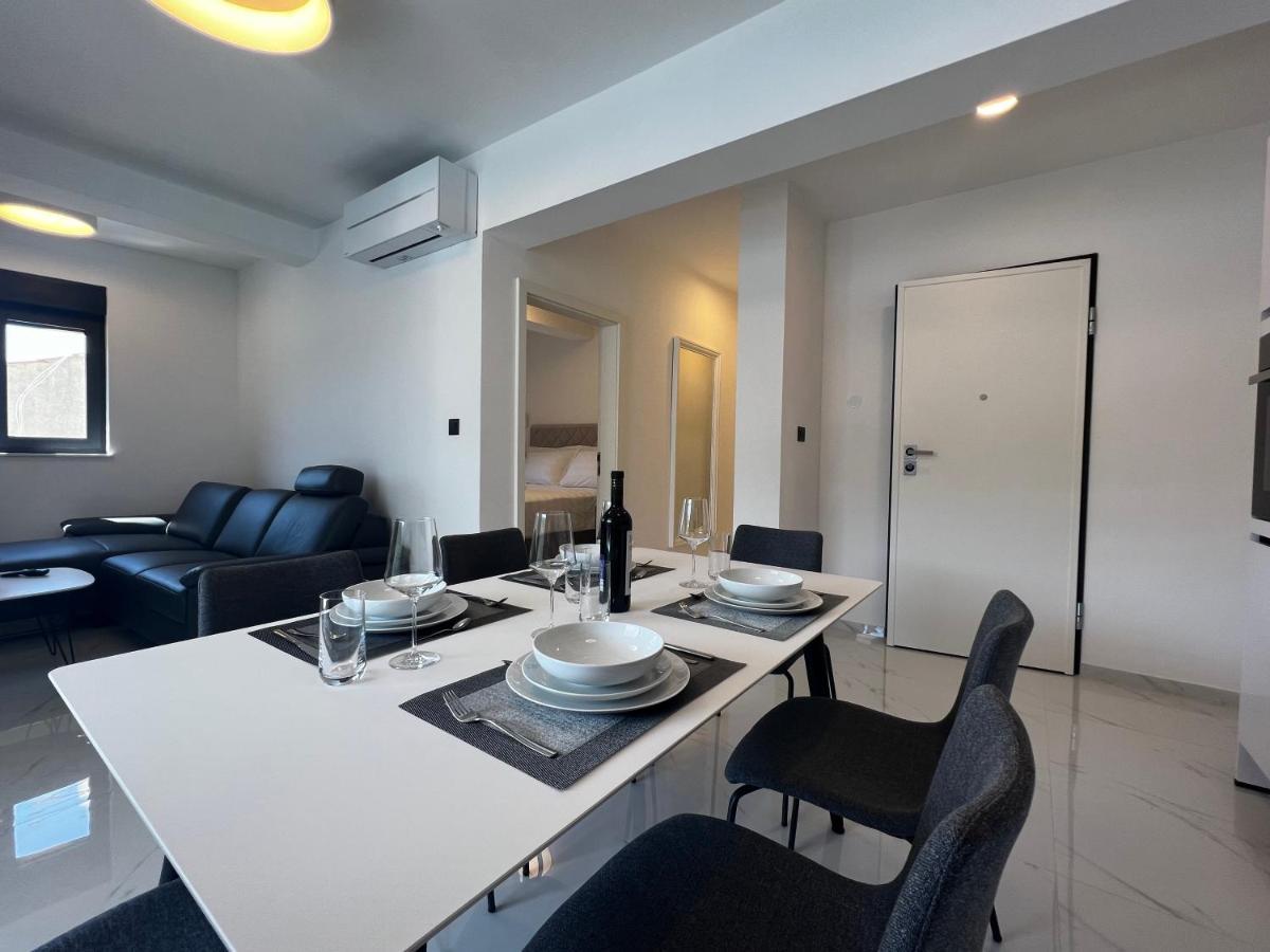 White Pearl Apartments - New เกรบัชติซา ภายนอก รูปภาพ
