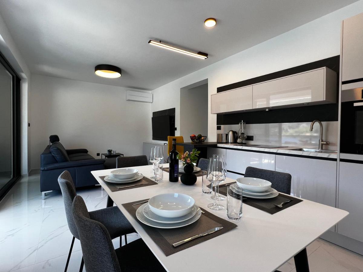 White Pearl Apartments - New เกรบัชติซา ภายนอก รูปภาพ